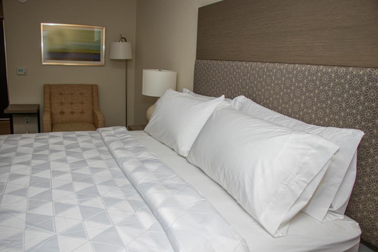 Hotel - Kansas - Northeast By Ihg Kansas City