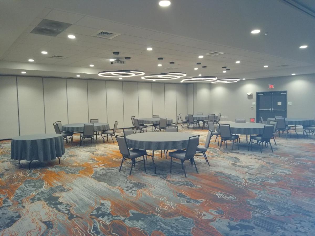 Hotel - Kansas - Northeast By Ihg